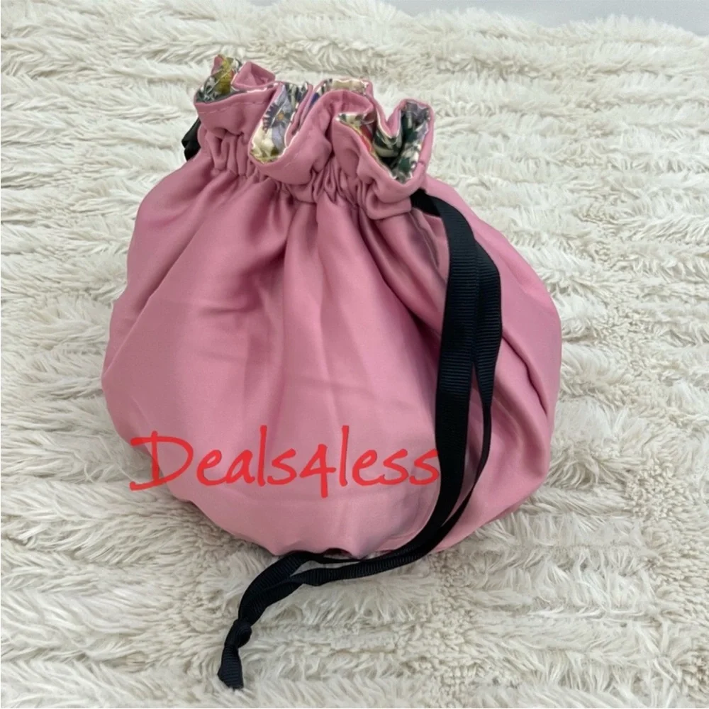 Gucci Pouch Drawstring Bag Cosmetic Pouch Travel Case Purse Lined Floral NEW